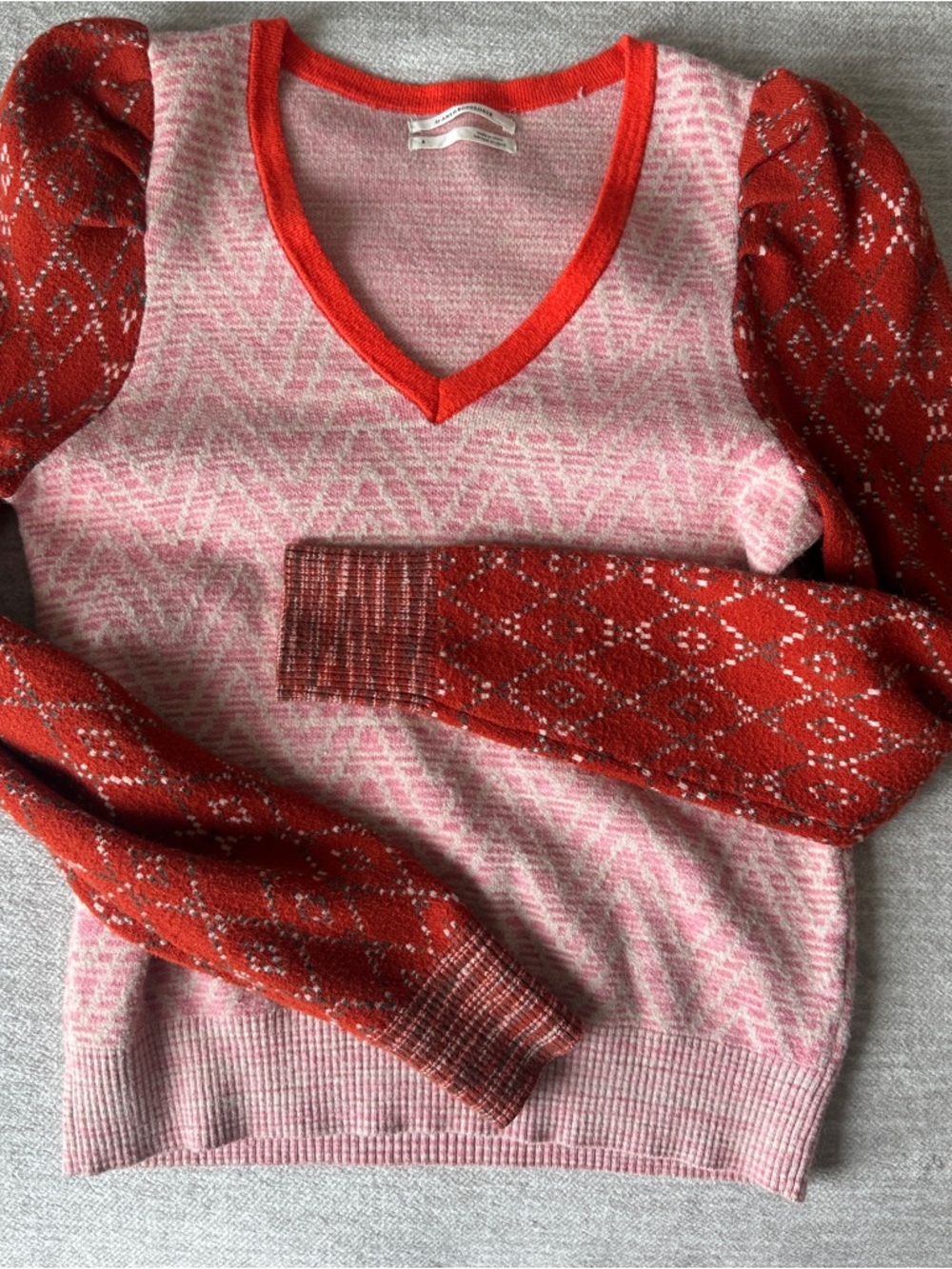 Anthropologie Pink and Red V-Neck Patterned Sweater